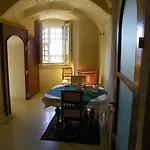 Locus Amoenus מטרה