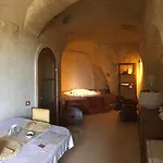 Locus Amoenus 4* מטרה