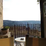 Locus Amoenus 4*