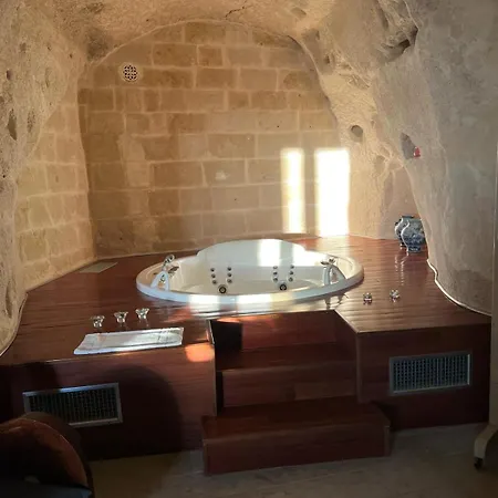 Locus Amoenus Bed & Breakfast 4*