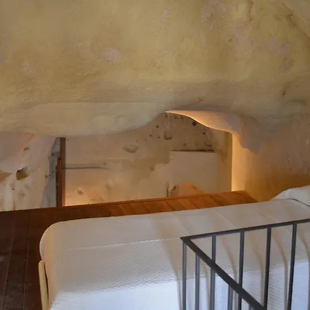Locus Amoenus Matera