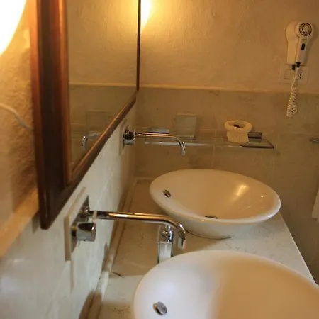 Locus Amoenus 4* Matera