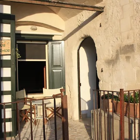 Bed & Breakfast Locus Amoenus *