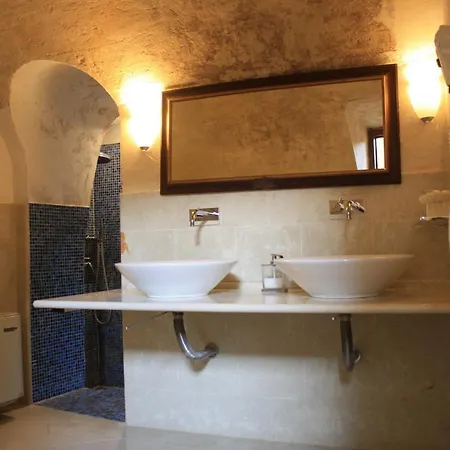 Frühstückspension Locus Amoenus 4*