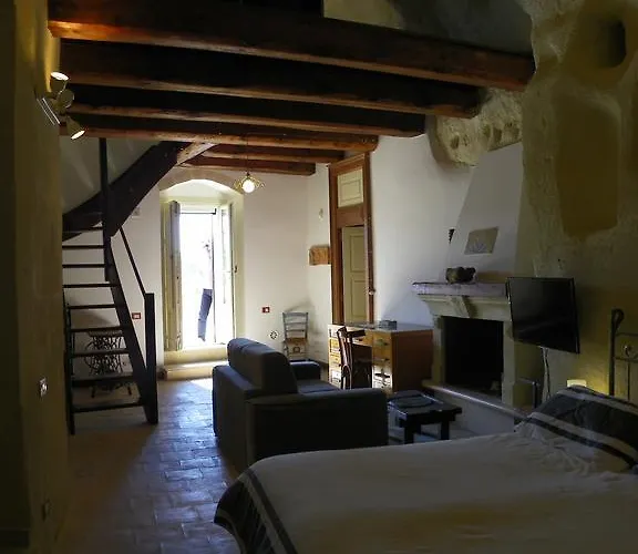 Locus Amoenus Matera