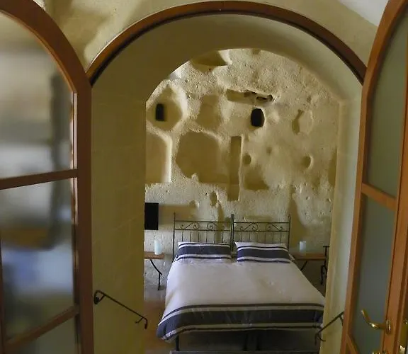 Locus Amoenus Couette-café 4*