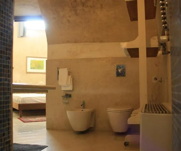 Locus Amoenus Couette-café 4*