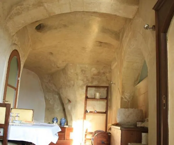 Couette-café Locus Amoenus 4*