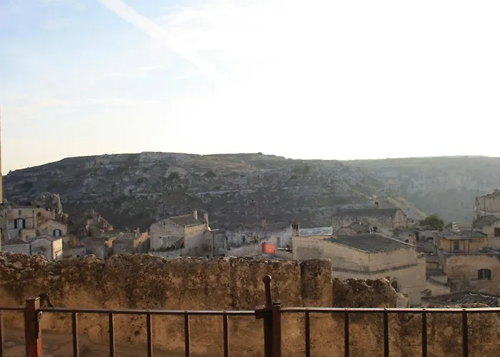 Couette-café Locus Amoenus Matera