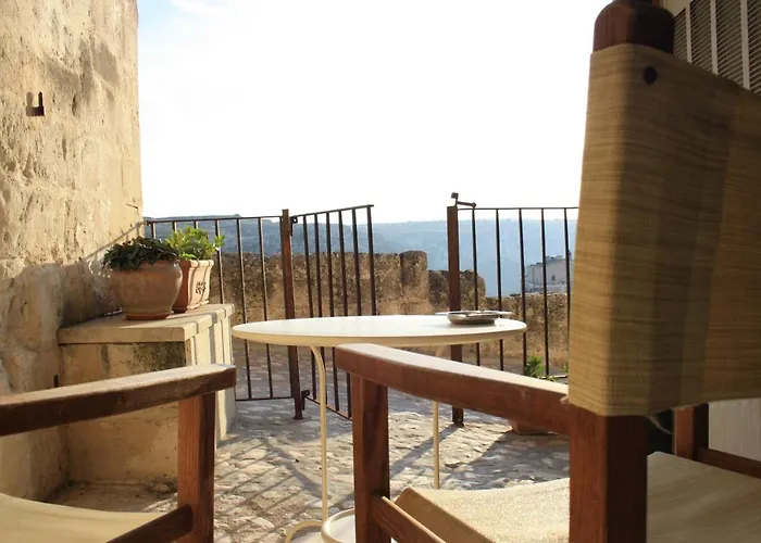 Locus Amoenus 4* Матера